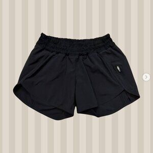 Lululemon Black Hotty Hot shorts Size: 2